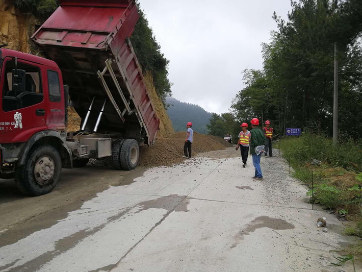 炎陵S207項目：中秋佳節(jié)，再掀施工熱潮