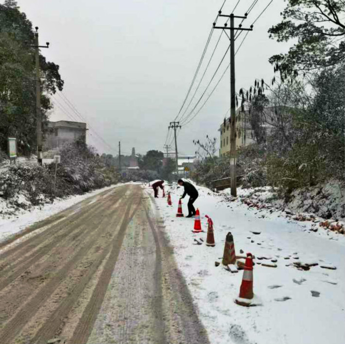 嚴(yán)冬時節(jié)，茶馬線（X002）項目工作進展順利